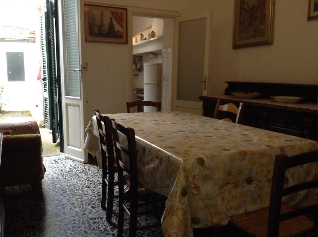 Casa Sara Villa Viareggio Szoba fotó